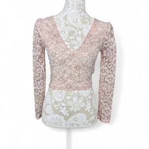 Top Shop Cropped Blush Pink T Shirt Sheer Lace Layer Going Out Romantic Floral